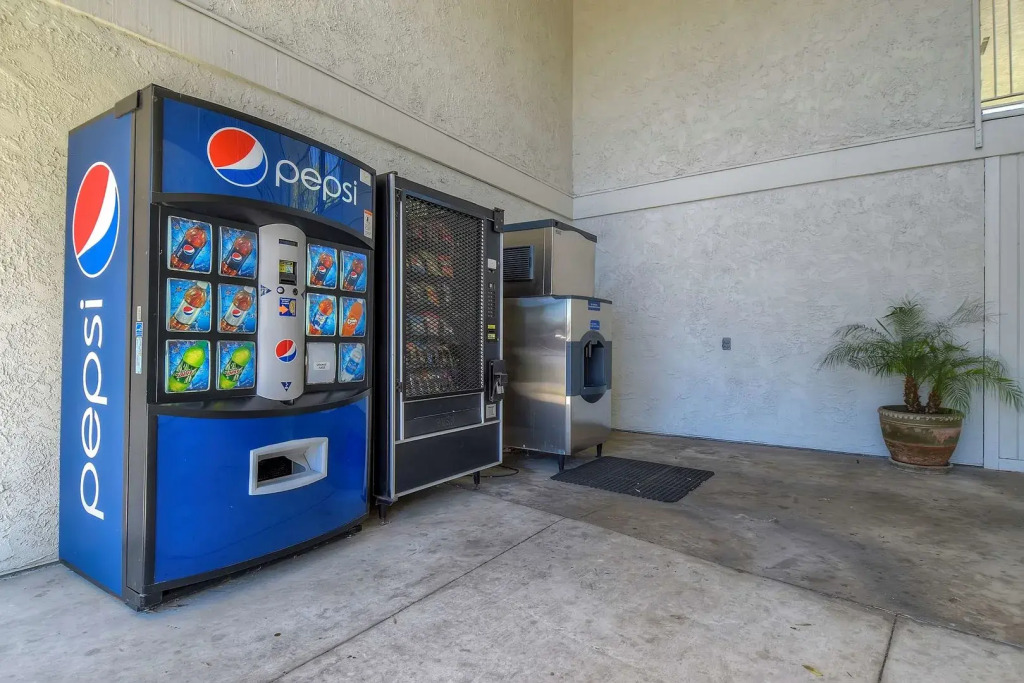 Motel 6-San Diego, CA - North