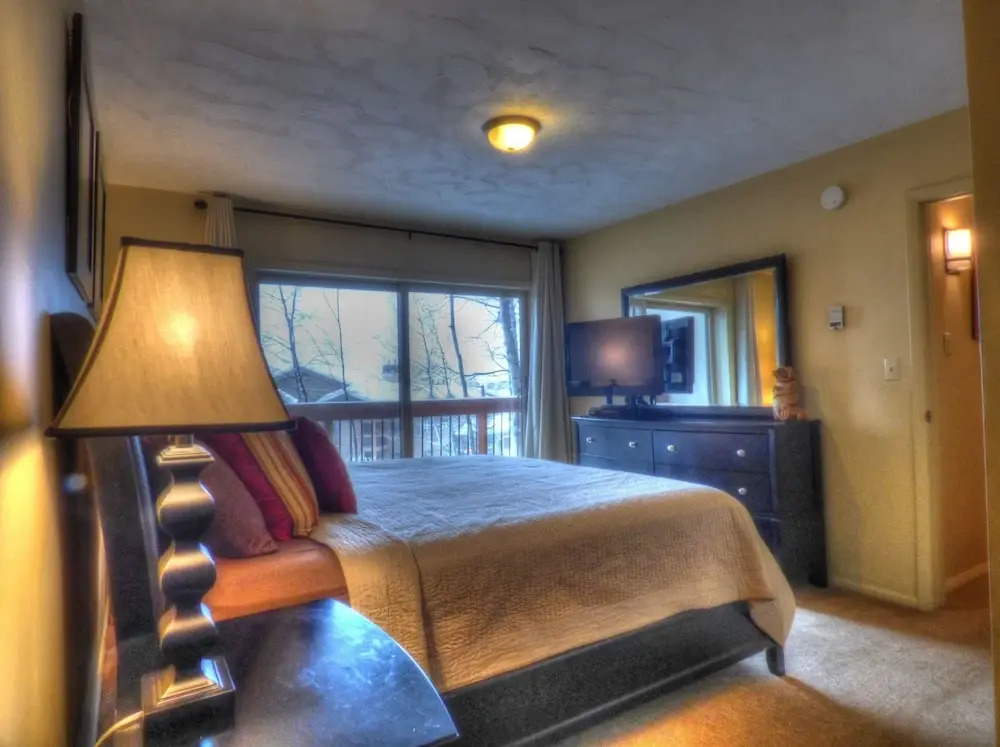 Lift Tickets Ski To Your Door, Wifi, Deck, Hot Tub