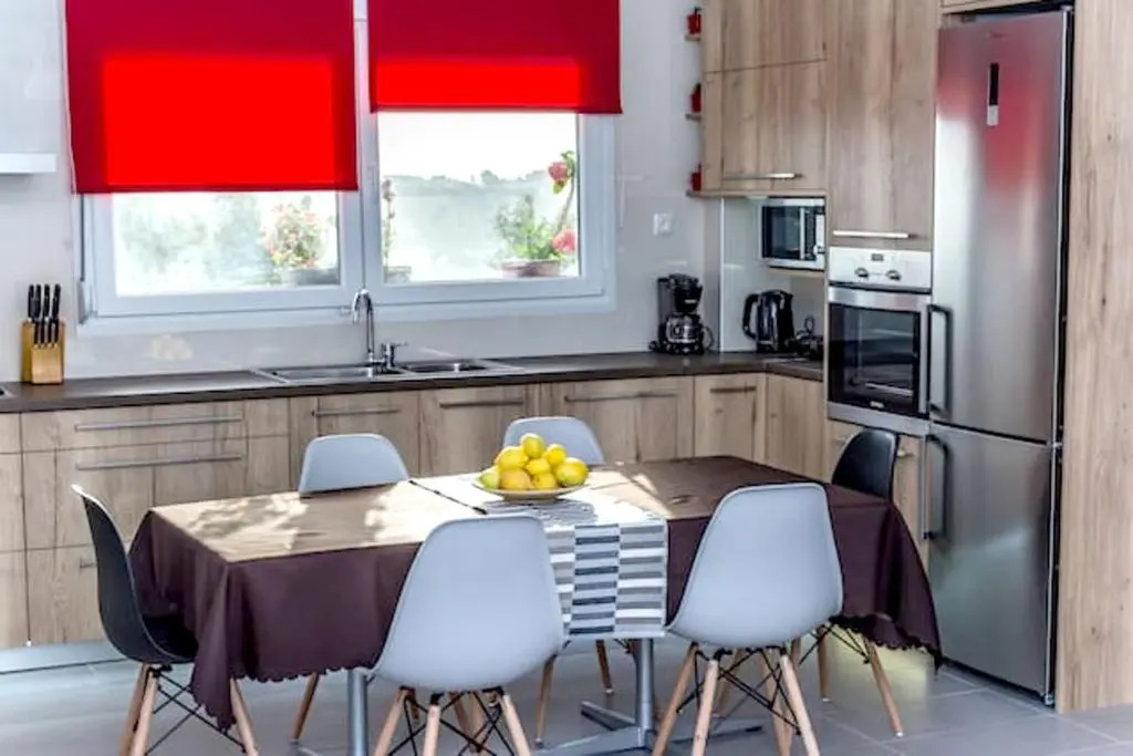 House with 3 bedrooms in Iraklio with wonderful sea view enclosed garden and WiFi 5 km from the beach