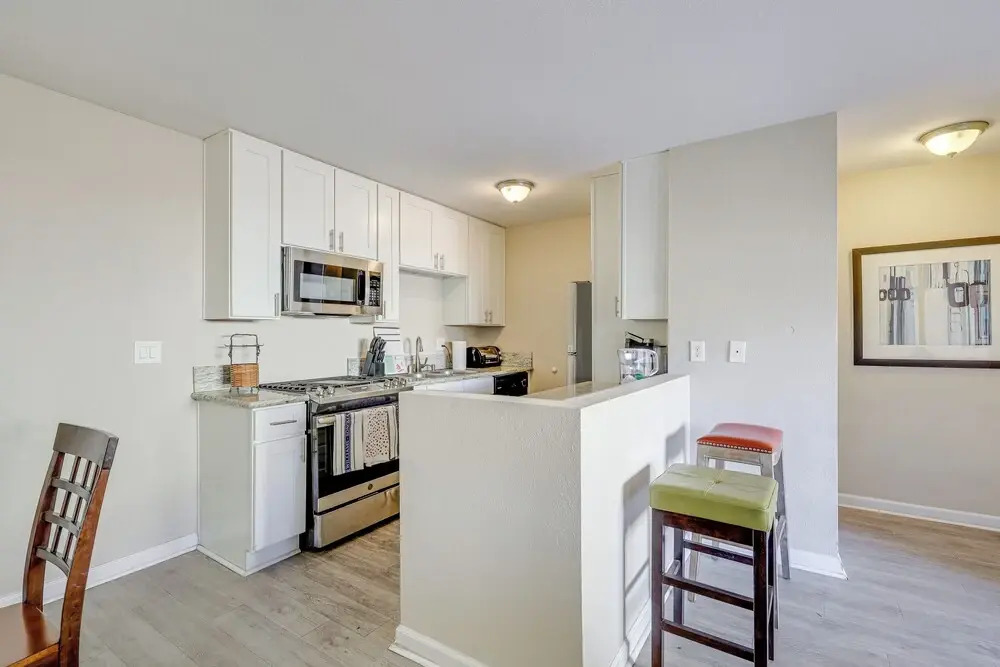 2 Mi to Beaches: Condo w/ Patio in Port Hueneme!
