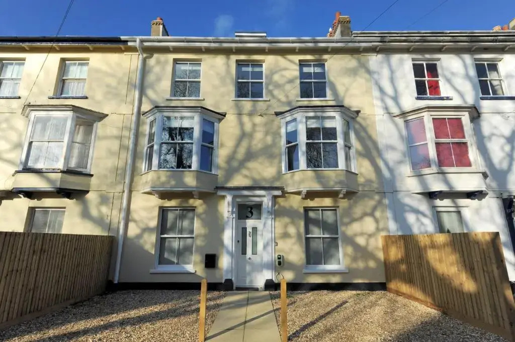 3 Major Terrace