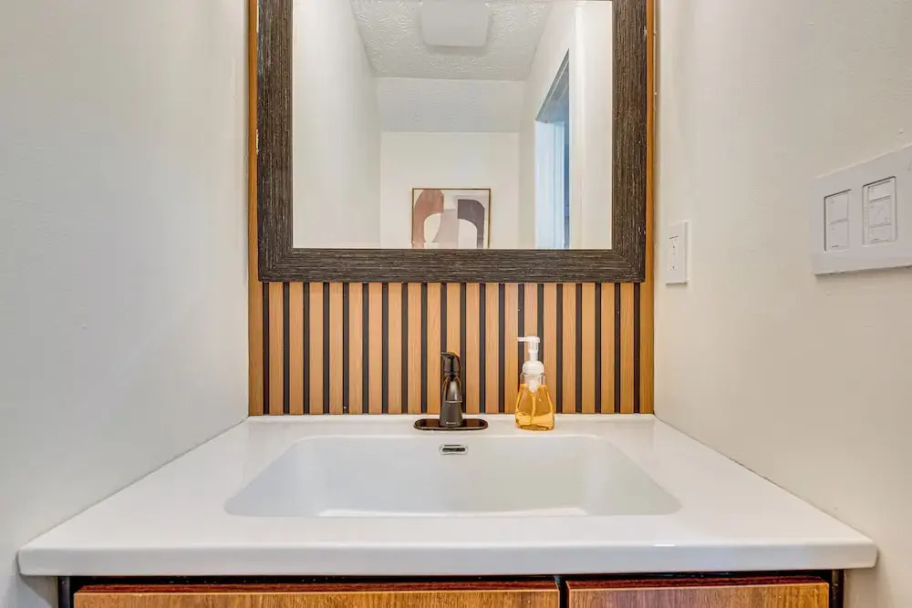 Near Gicc & ATL Airport: Modern Townhome!