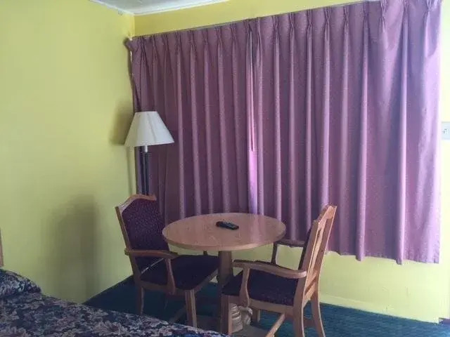 Statesman Inn