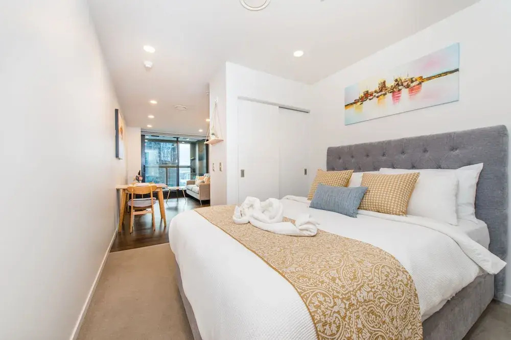 Ehome - Sea & Skytower Views, Unbeatable Location In CBD