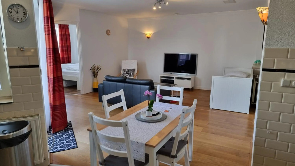 Geräumiges und Modernes Apartment Tara am Meer