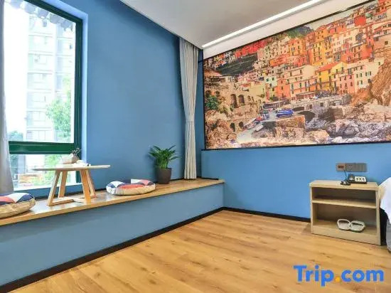 Zhixin Apartment