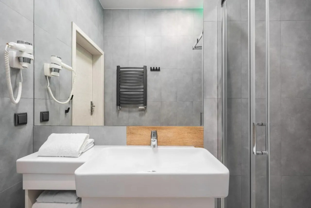 Green Hotel