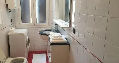 Meta italy da Francesca