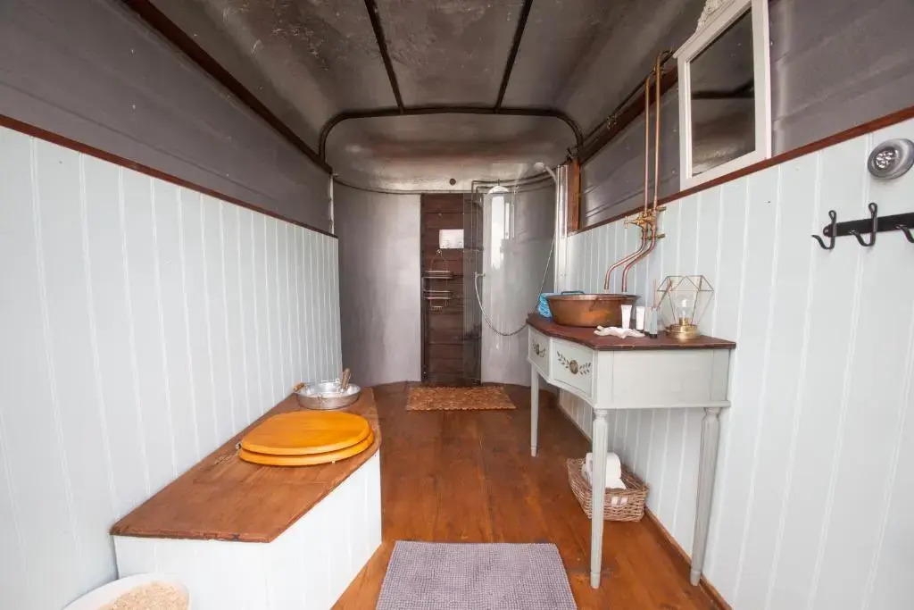 Tilleys Glamping at Quex