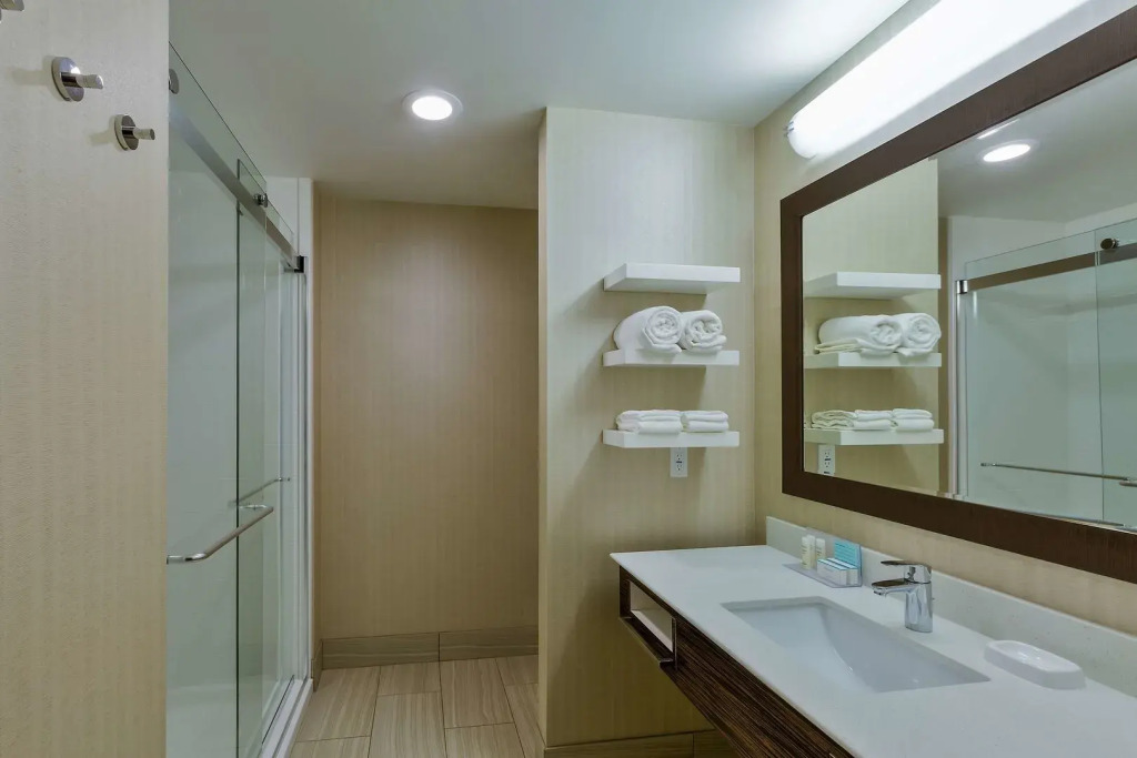 Hampton Inn & Suites Bend