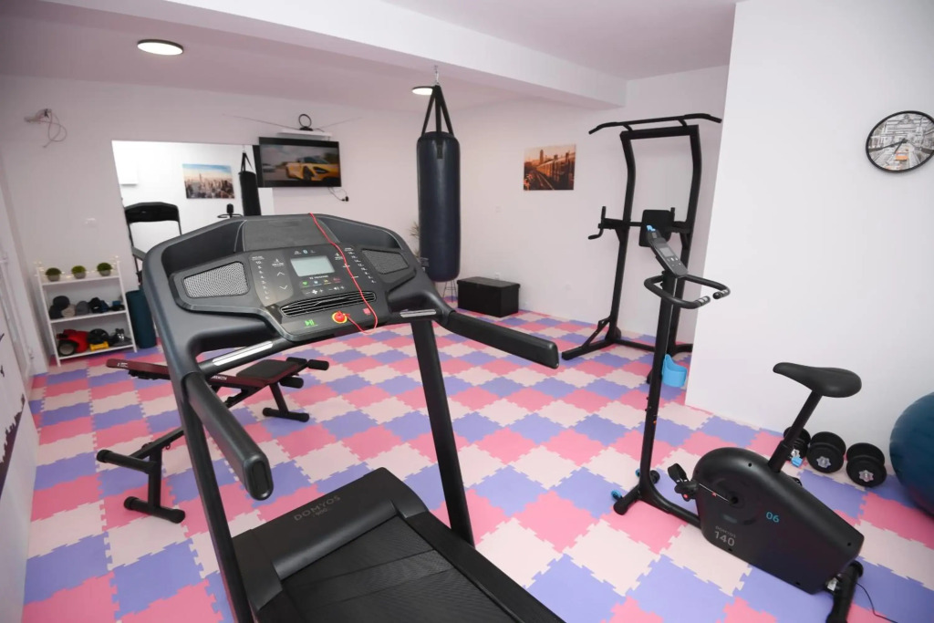 Apartments Lidija - see view with private hot tub and split level apartment with garden
