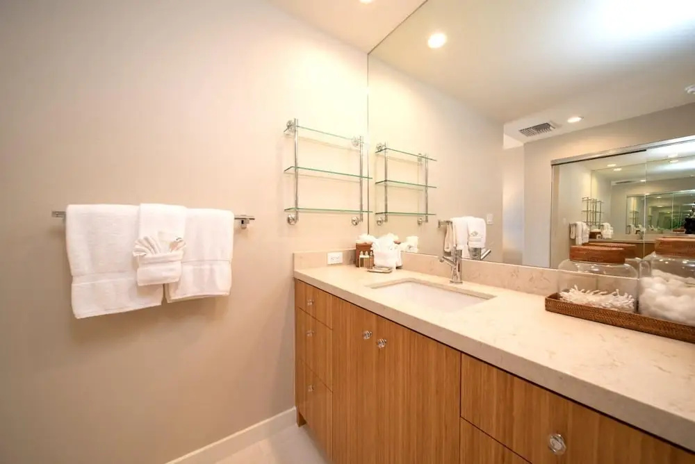 Kapalua Golf Villas Ocean View 2 BR Sleeps 6 Villas Perfect for Golfers Complimentary Car with 6 Nights KGV-21P2 by KBM