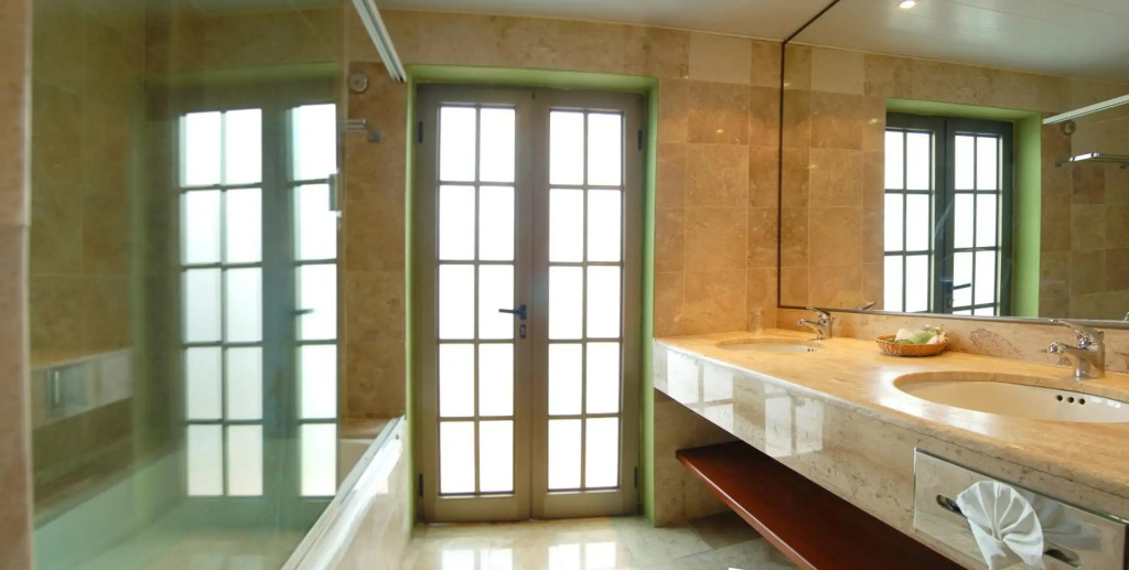 Hotel Los Itzaes by 5th av