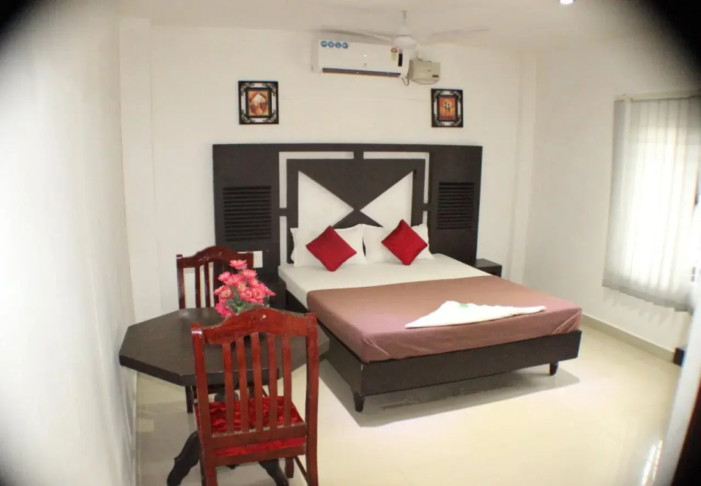OYO 9417 Seaside Residency