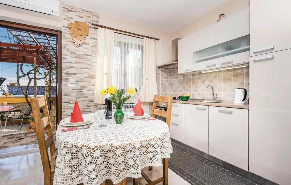 Beautiful Home in Lovran With Wifi and 0 Bedrooms