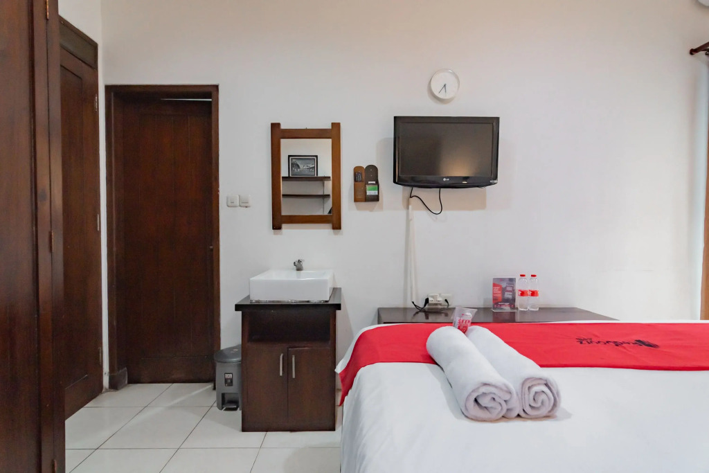 RedDoorz @ Dago Asri 3