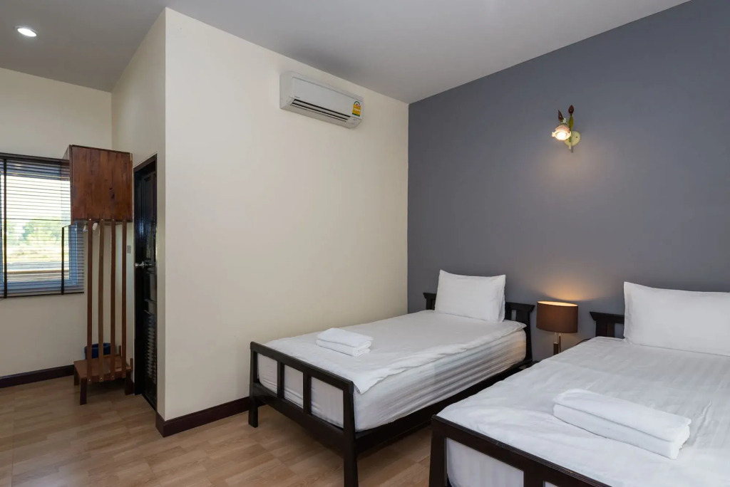 Park & Pool Resort