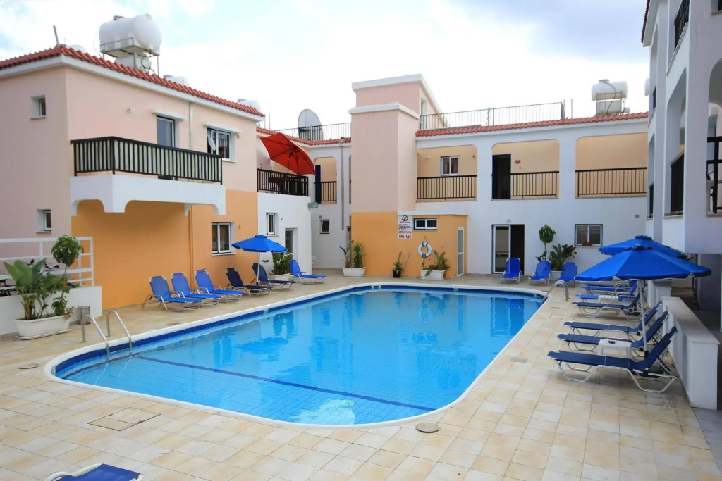 Sea CleoNapa Hotel
