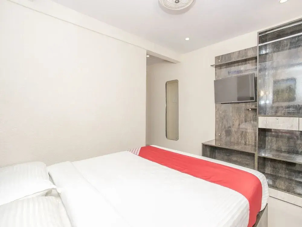 OYO 9017 Pride Homes