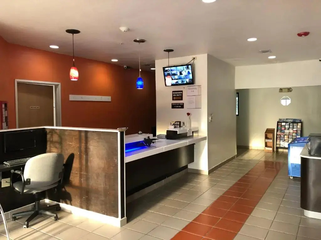Motel 6-Woodway, TX