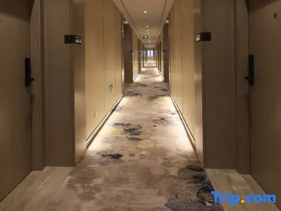 Voyage International Hotel