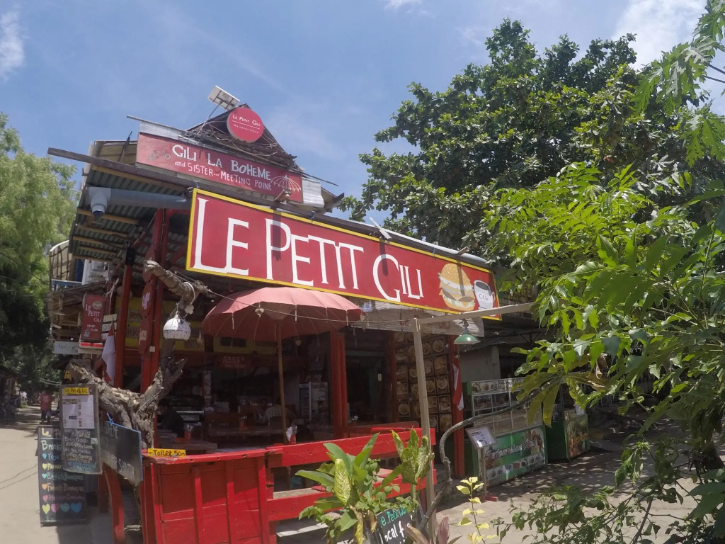 Le Petit Guest House