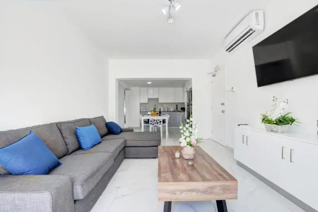 MyHome DeLux, Napa Blue 3Bed with Pool