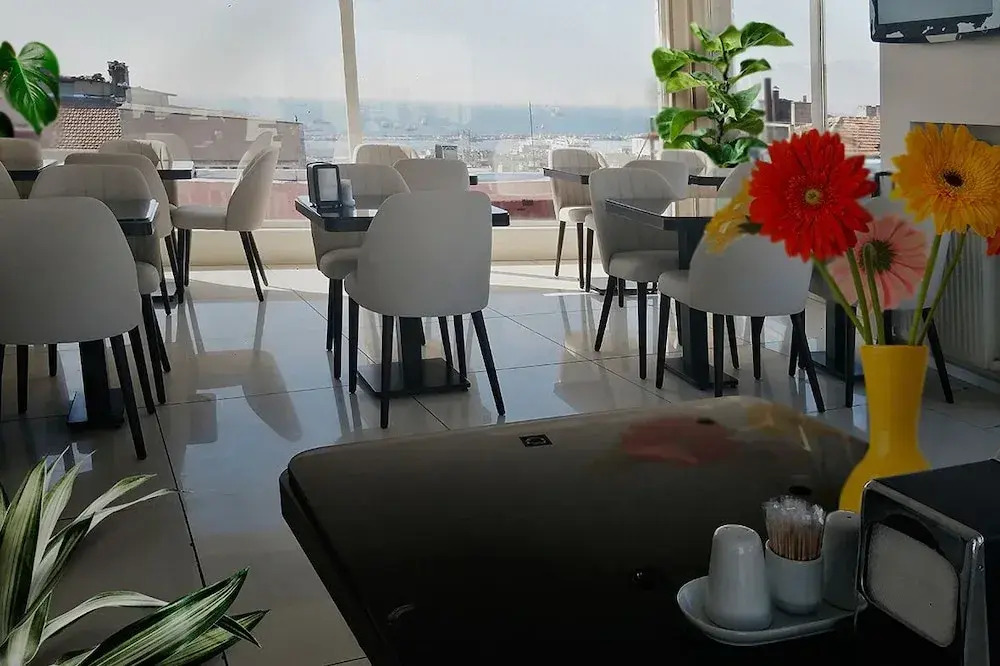 Sembol Hotel