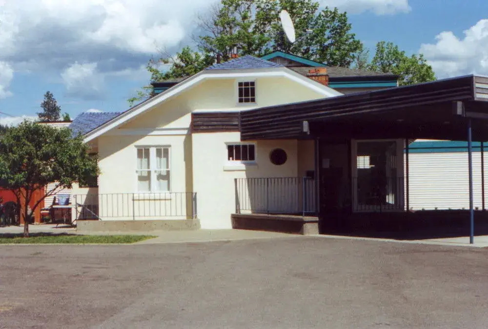 Japan House Suites