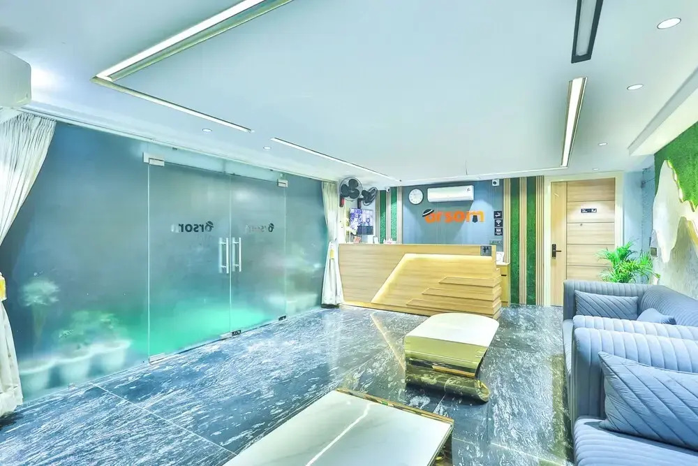 Orsom Stay Rooms with Jacuzzi Sector 53 Gurgaon