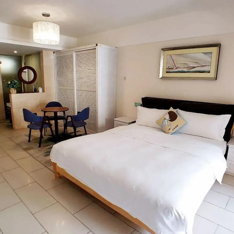 Shenzhen House of Sea Apartment (Dameisha Subway Station)