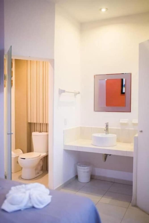 HOTEL OBREGON