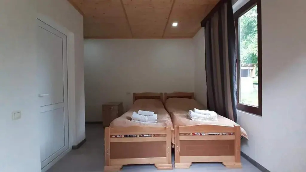 Guest house-Lile