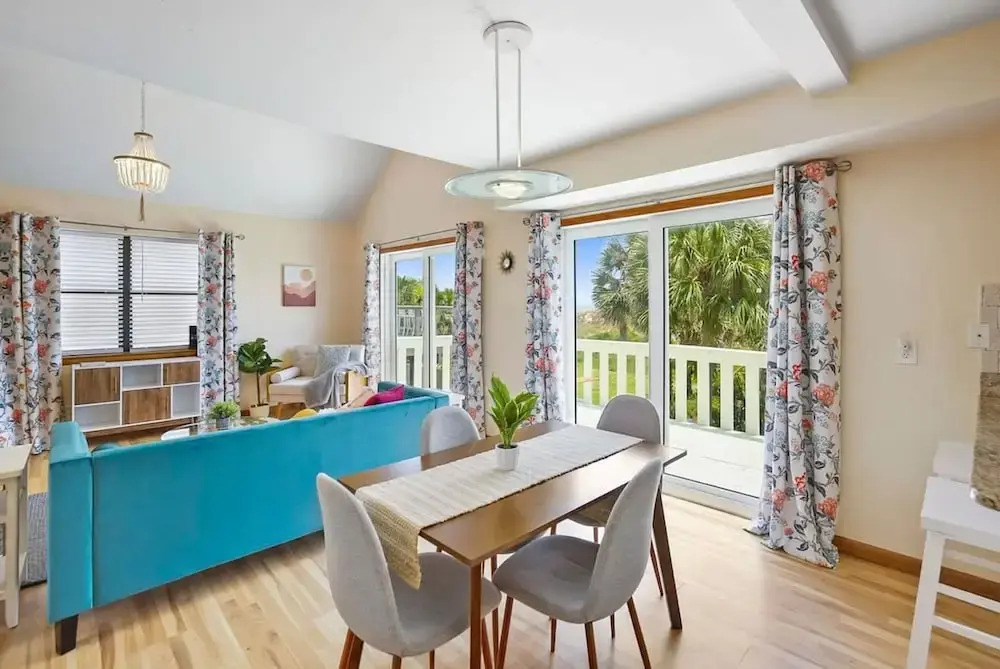 Oceanfront in St Aug Beach Patio BBQ Smart TVs