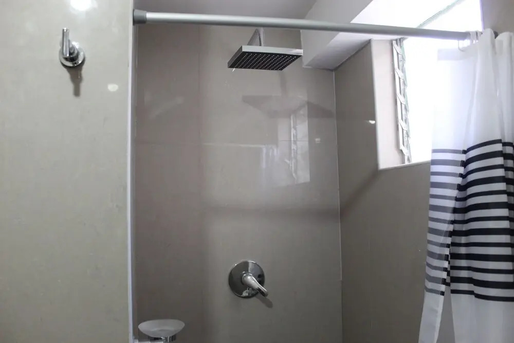 Modern 3 Bedroom Apartment