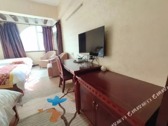 Sanhong Hotel