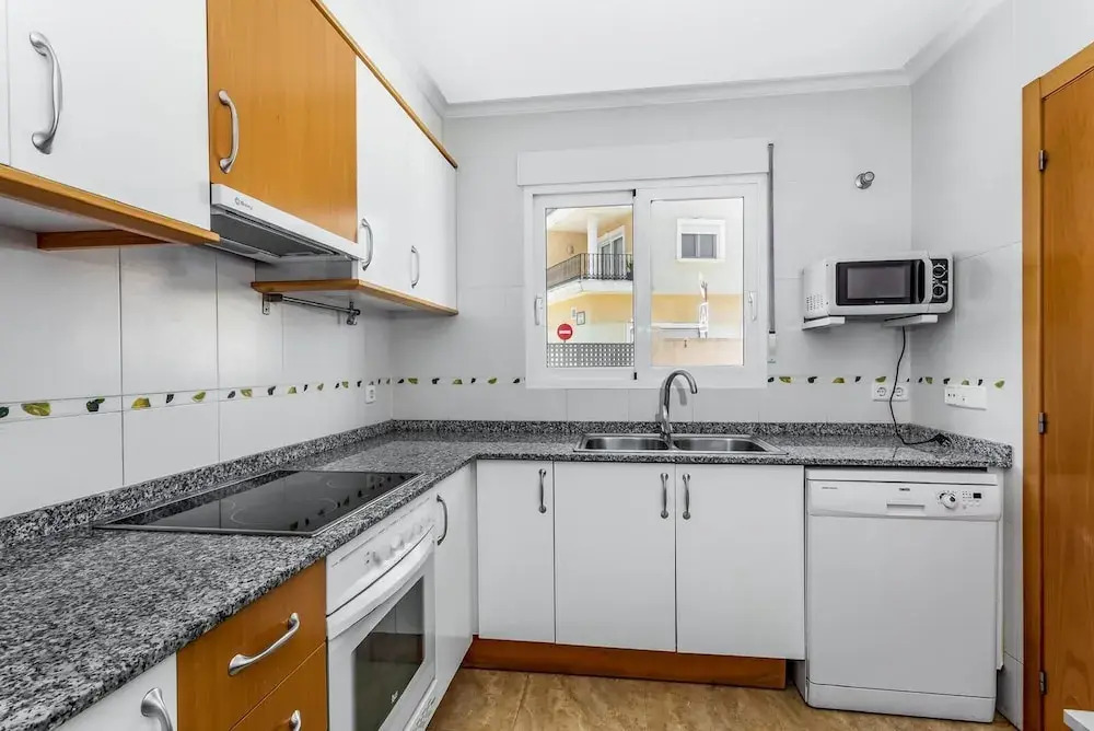 Charming 4-Bed Villa in Denia