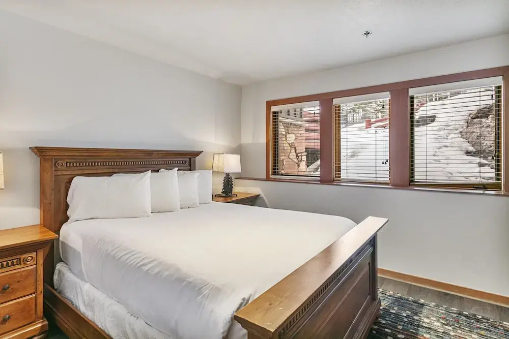 11 - Two Bedroom Condo with Spa Enclave by Deer Valley Resort
