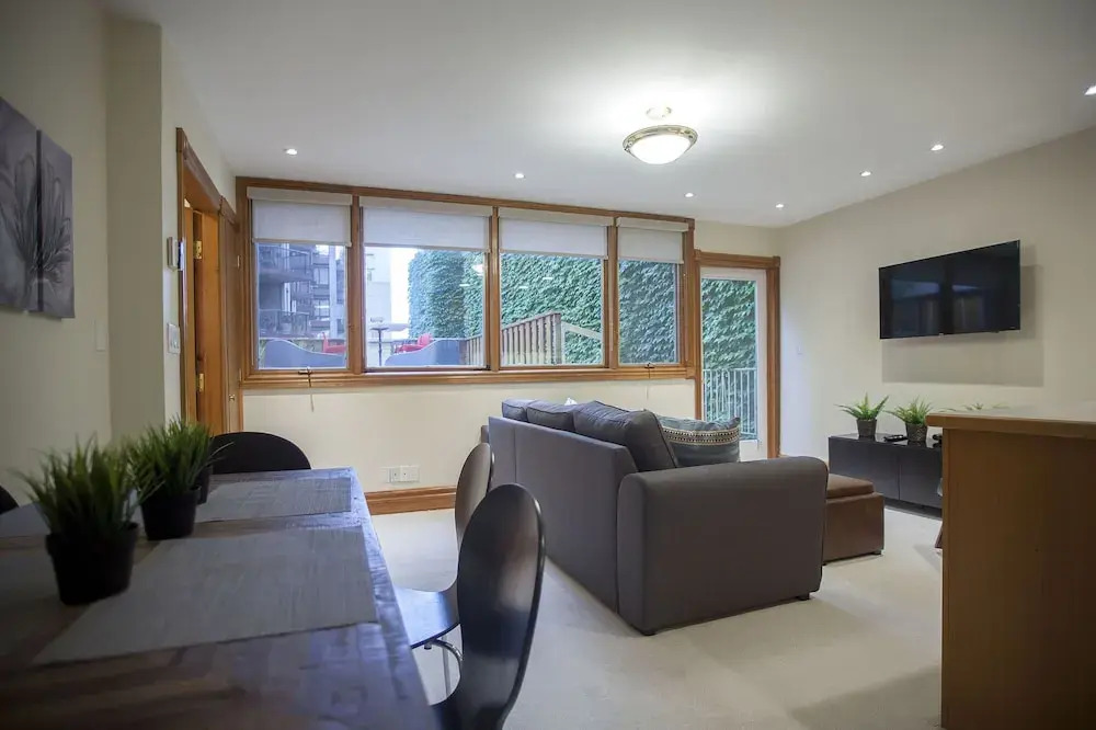 Spacious 1BR Penthouse - Amazing Terrace