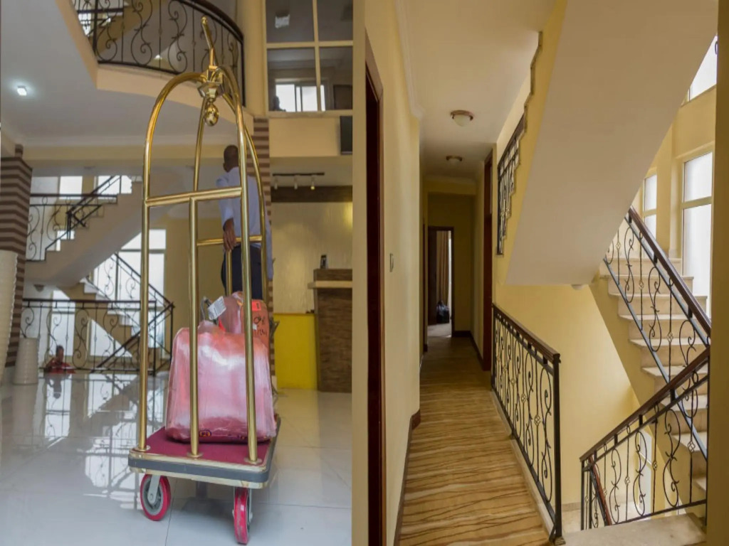 Home Town Addis Hotel