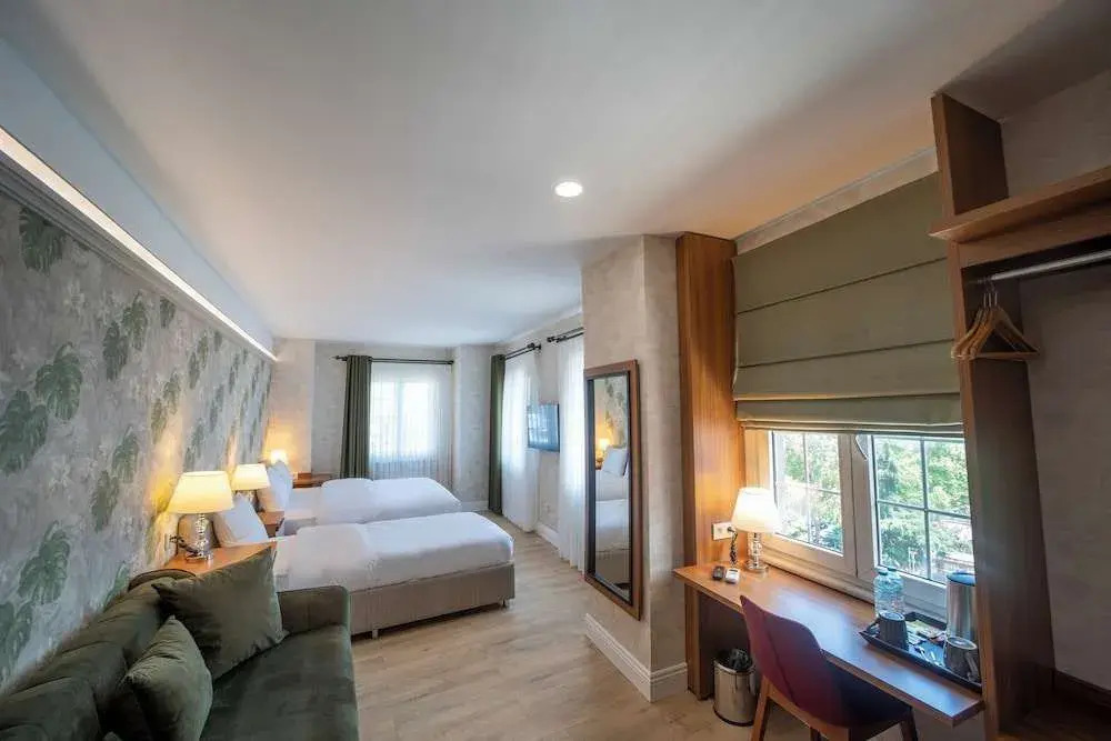 MELL City Suites Hotel