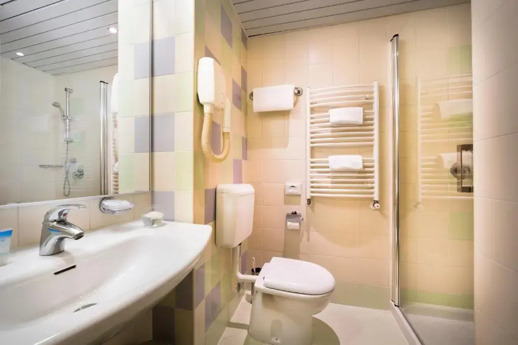 Miramar Hotel