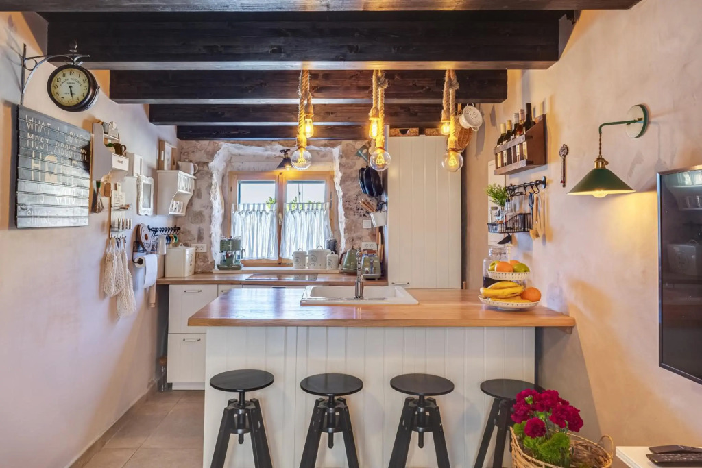 Luxury LeNi Guest House