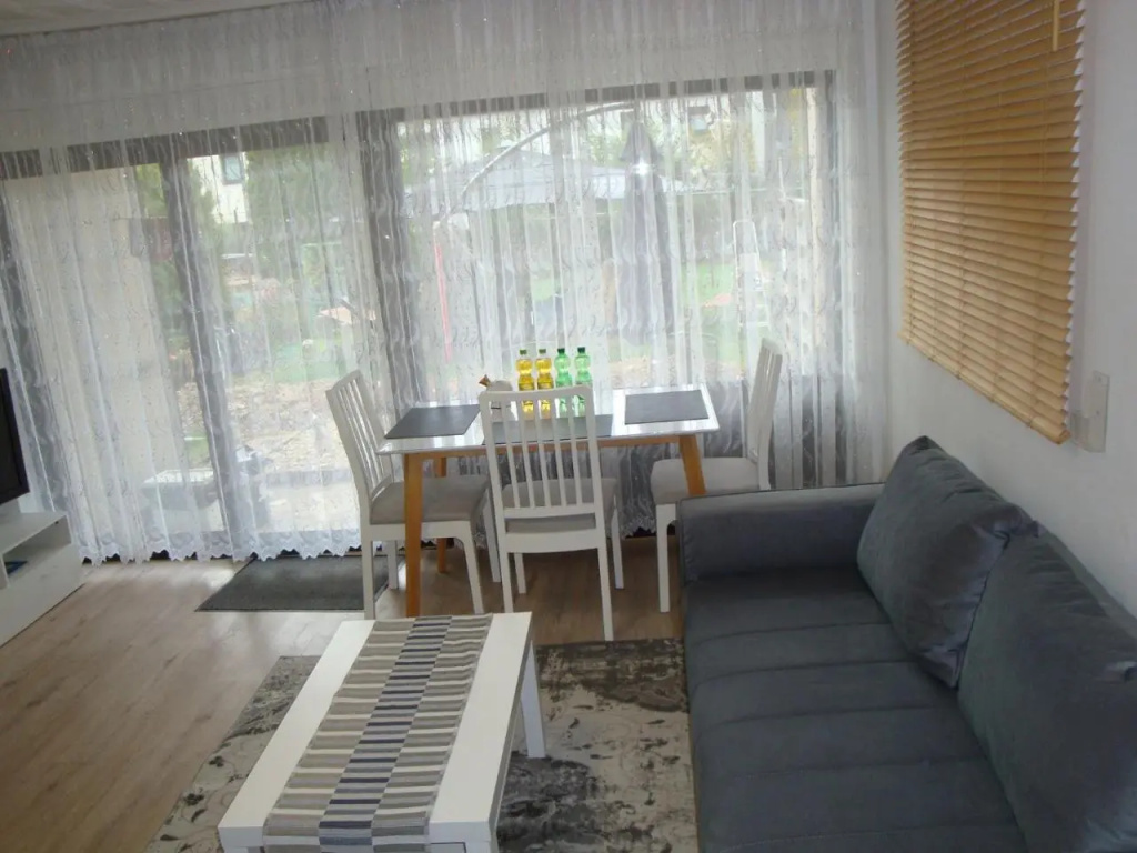 Tac Home 2-Zimmer Wohnung