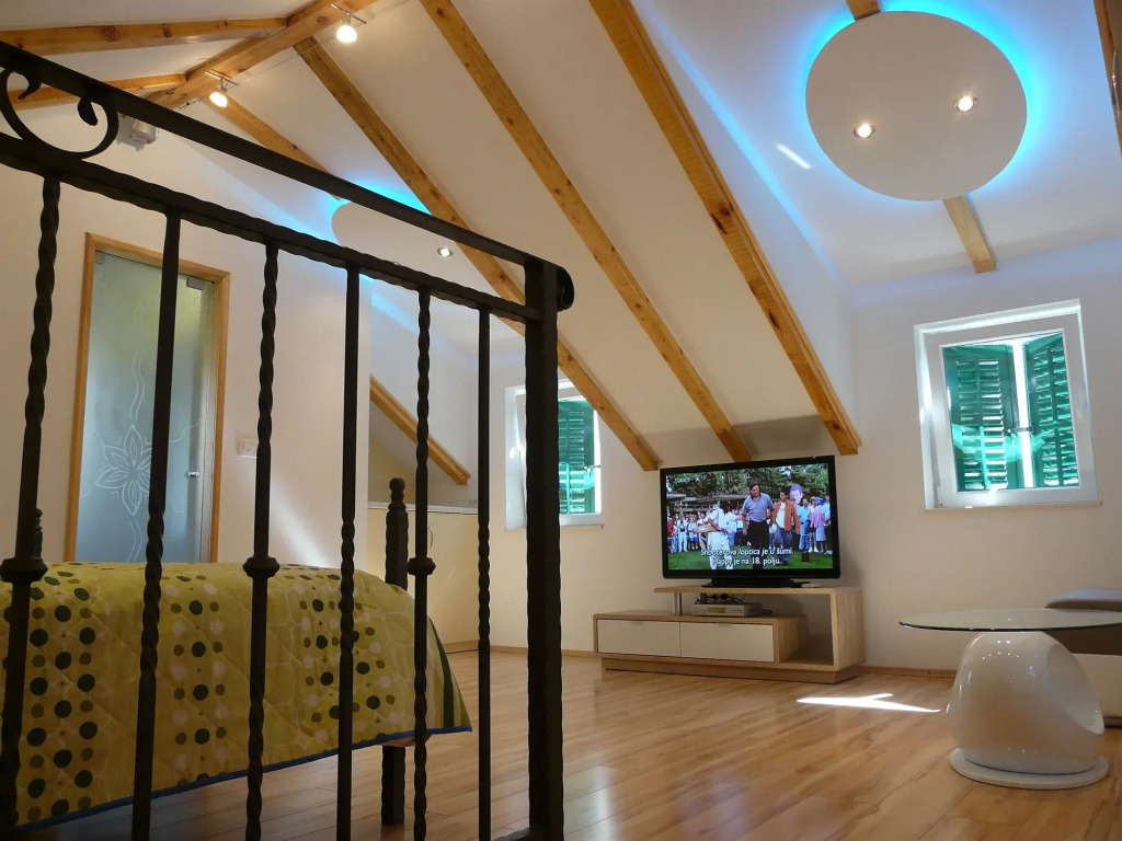 House Sandra