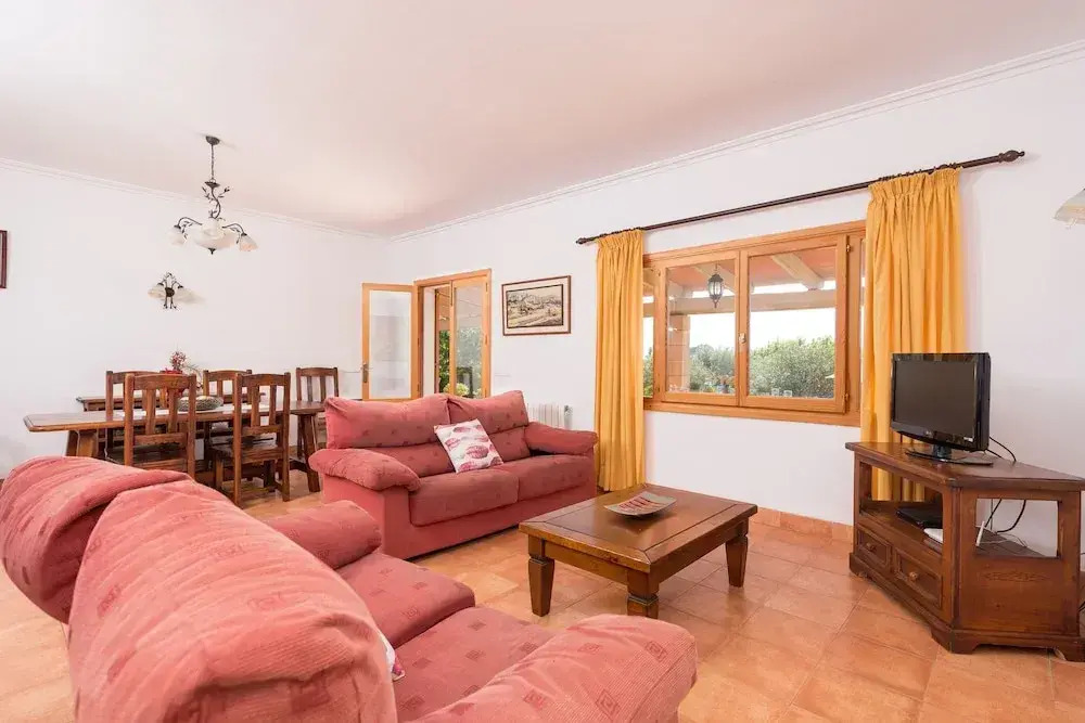Sa Conca in Manacor With 6 Bedrooms and 4 Bathrooms