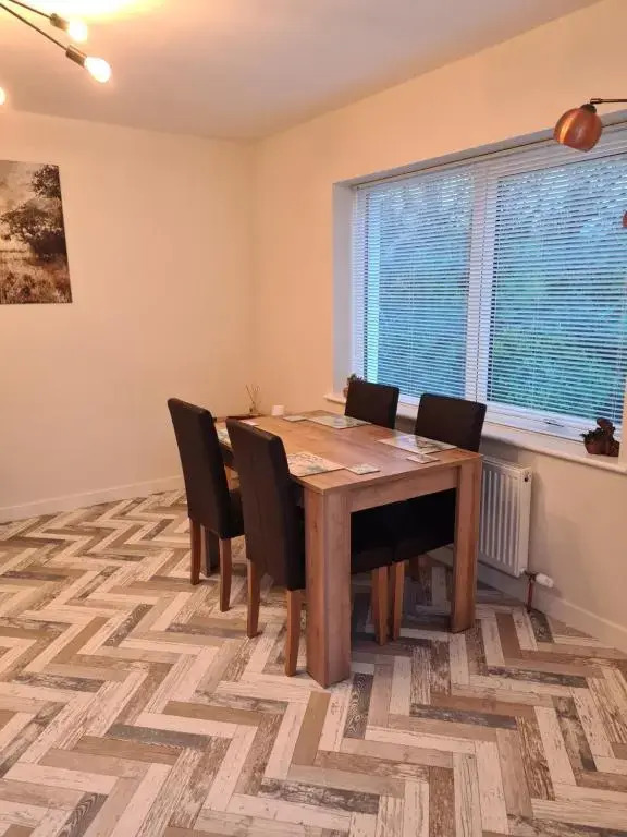 Beautiful 2-bed Semi Rural Cottage Enclosed Garden