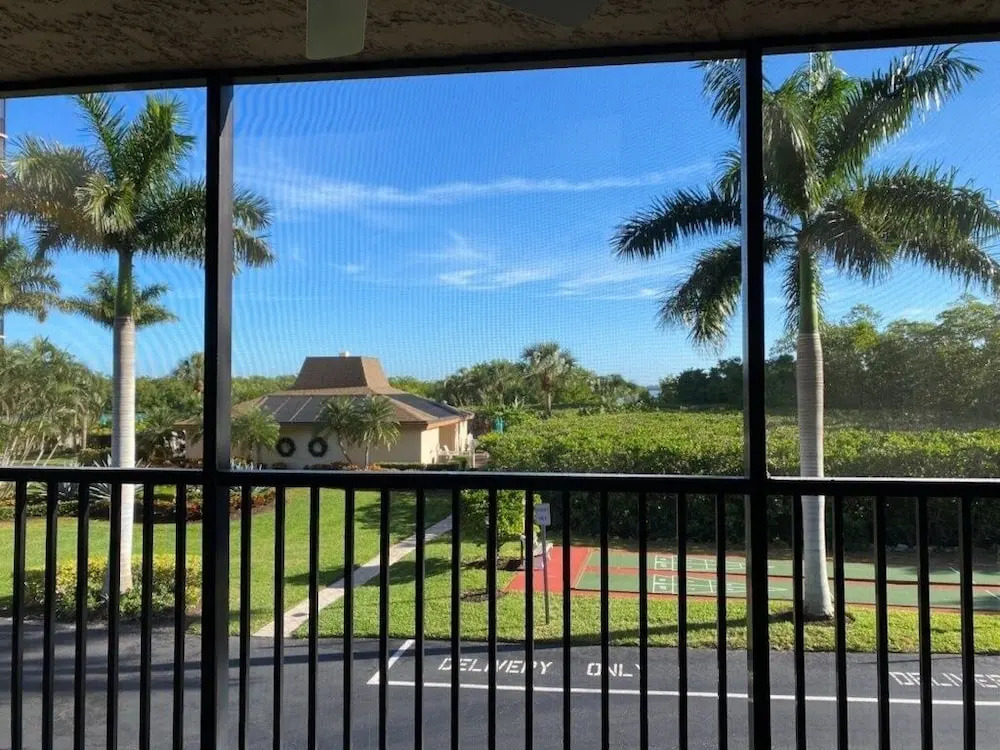 Sea Isles Bonita Beach 2 Bedroom Condo by Redawning
