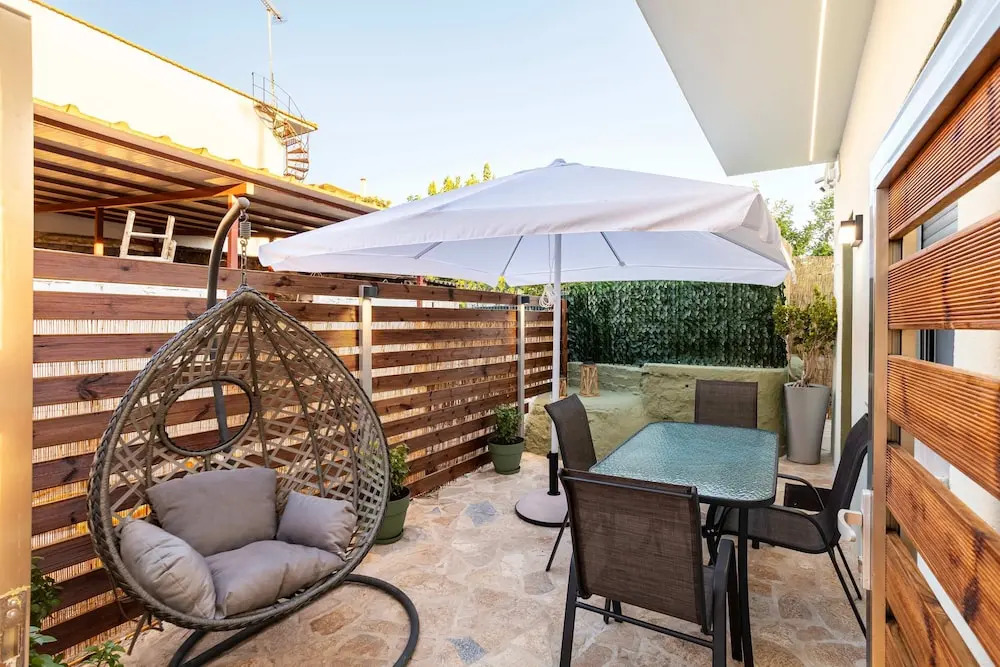 Filiatra Charming Urban Escapes Your Cozy Retreats