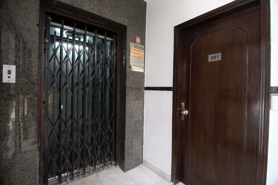 Hotel Royal Gold Palace Near Ganga Ram and BLK Hospital
